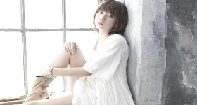 Noticias: Eir Aoi pausiert ihre Gesangskarriere